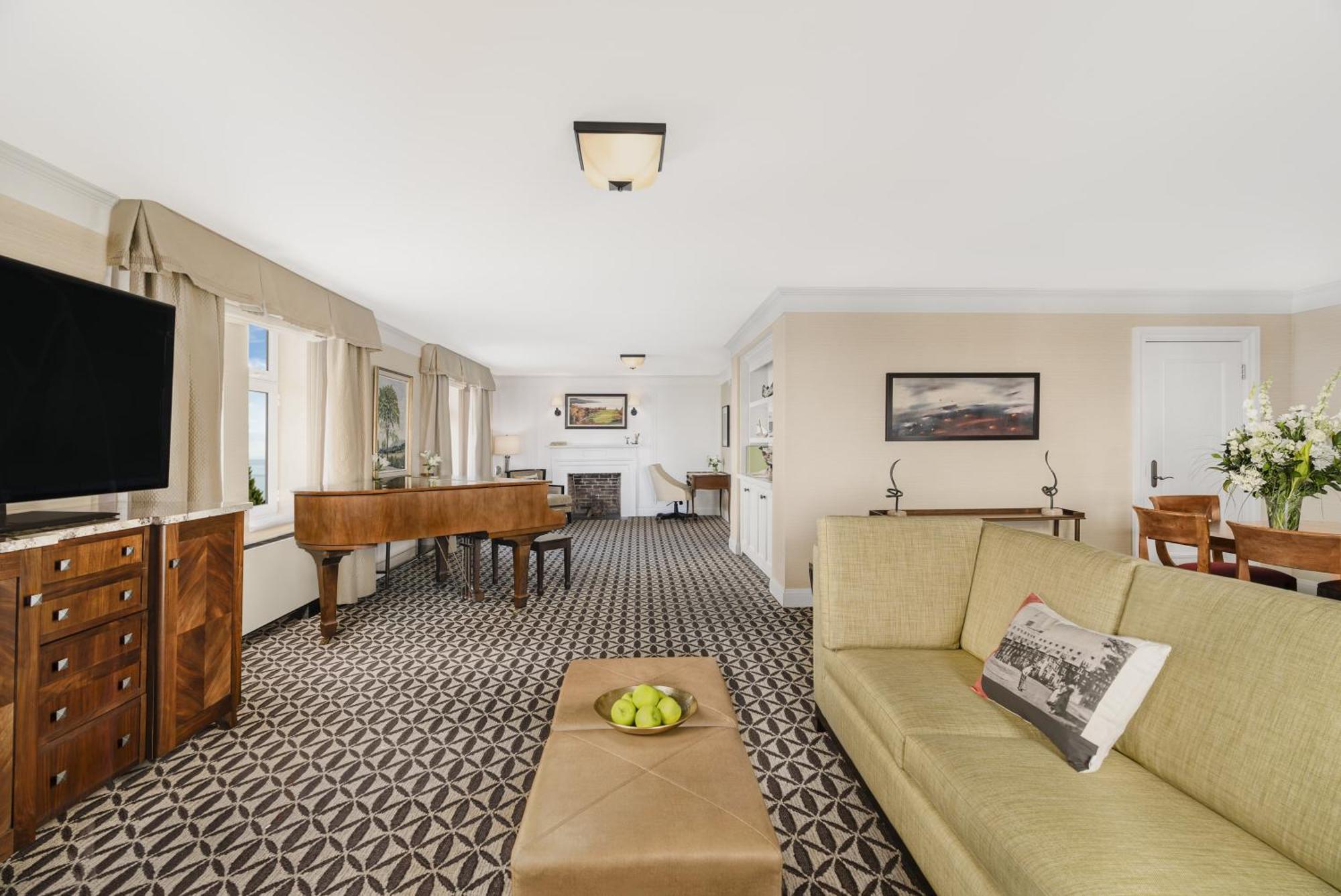 מלון לה מלבאי Fairmont Le Manoir Richelieu מראה חיצוני תמונה